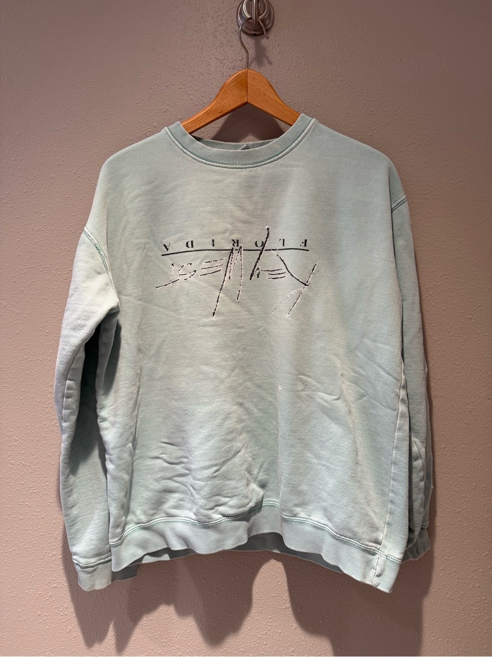 Vintage Key West Florida Graphic Crewneck Sweatshirt Pastel Blue Light Teal - Si